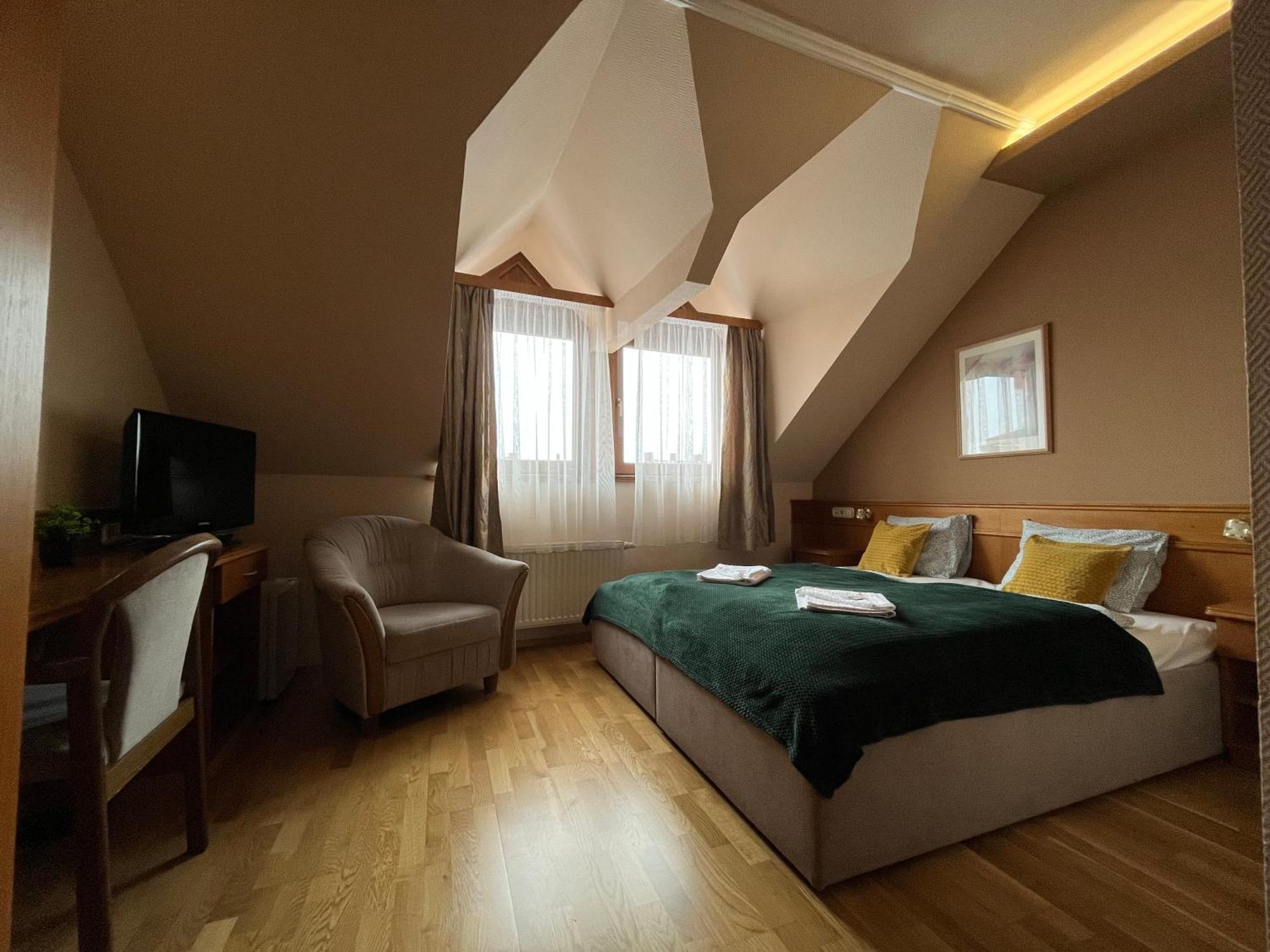 Hotel Wagner Szombathely Exterior foto